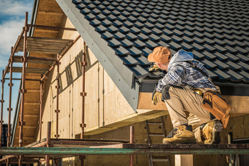 How to Select Roofing Contractors